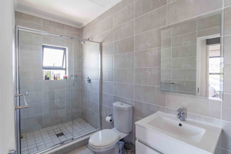 To Let 1 Bedroom Property for Rent in Richwood Western Cape